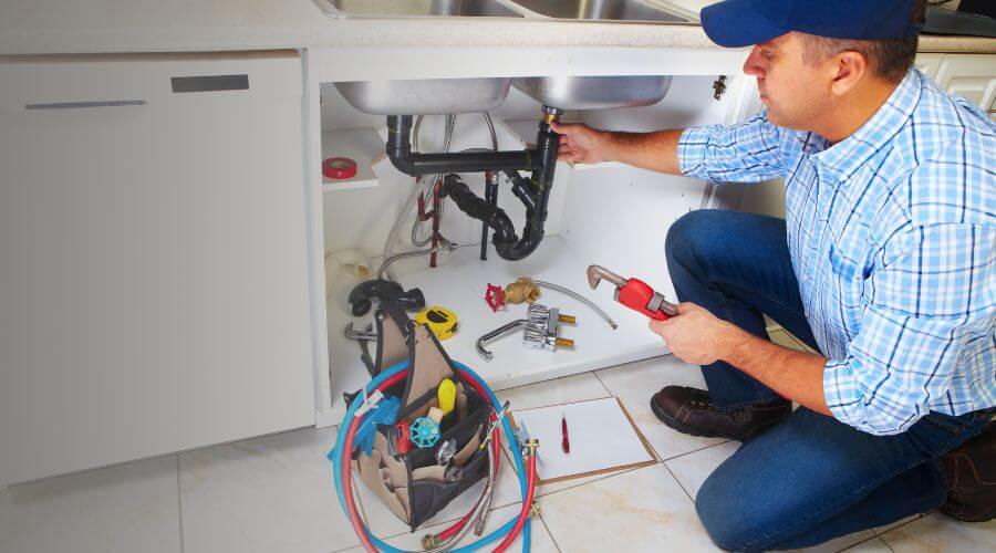 Local expert plumbing services in Leonidas, MI
